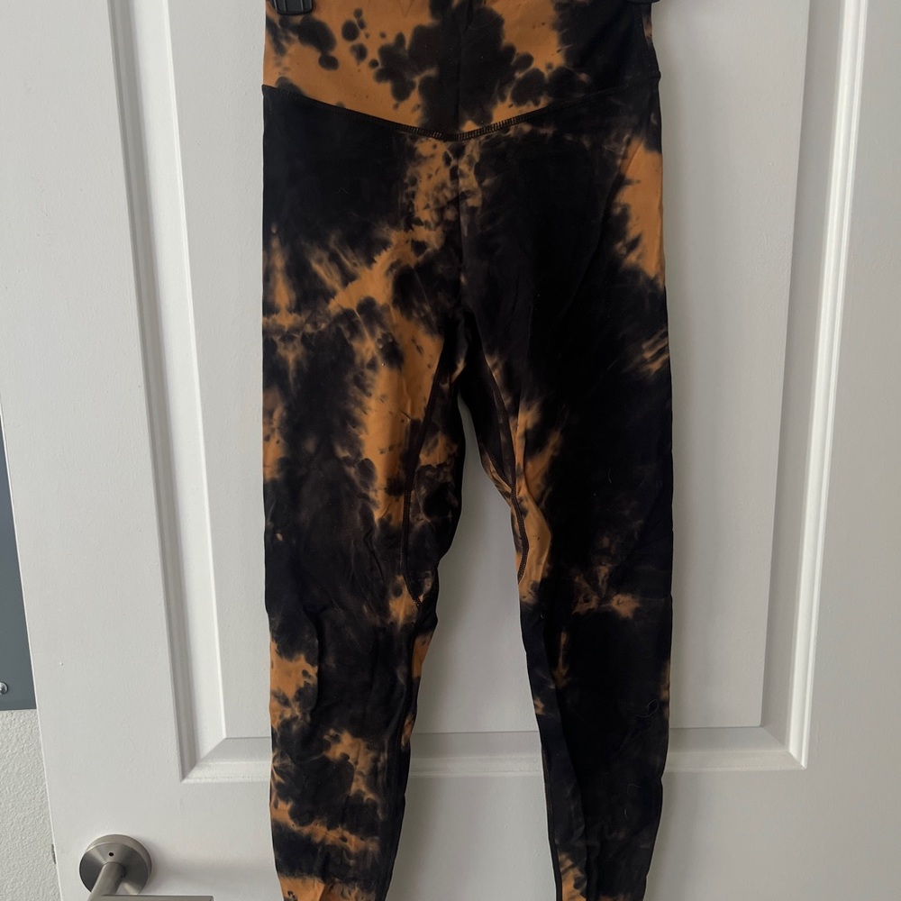 High Waist Black and Brown Leggings with Tie-Dye Design